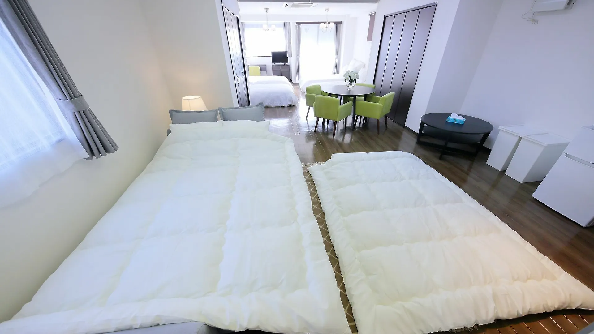 Osaka Namba Rakuraku Hotel 3*,