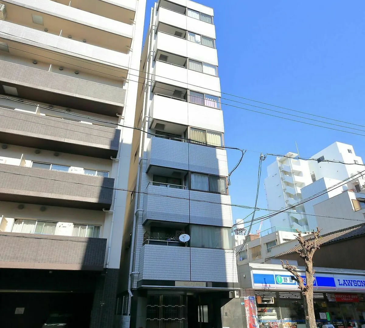 Osaka Namba Rakuraku Hotel 3*,